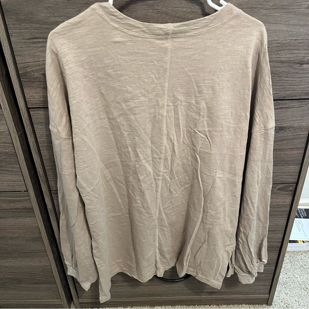 Long Sleeve - Picture 4 of 5